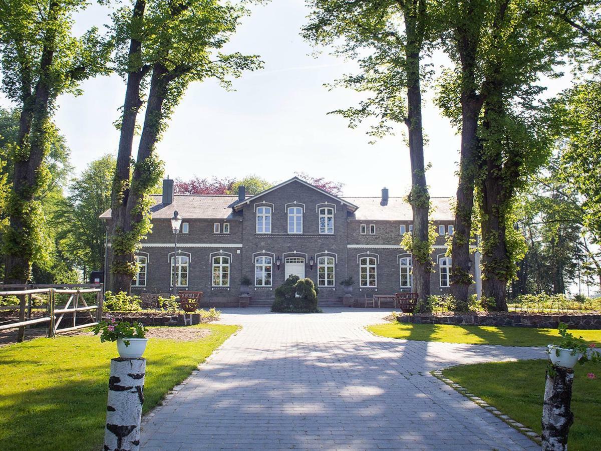 Herrenhaus Gut Neuruppersdorf Timmendorfer Strand Zewnętrze zdjęcie